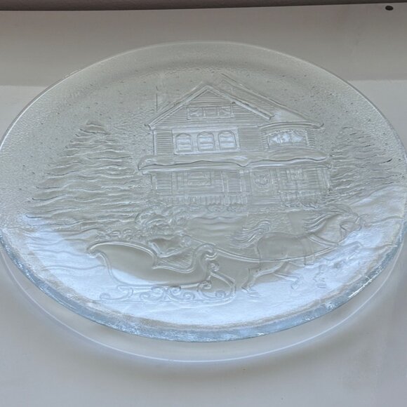 Clear Glass Holiday Decorative Plate With Sleigh Scene & Victorian House Design - Picture 5 of 5